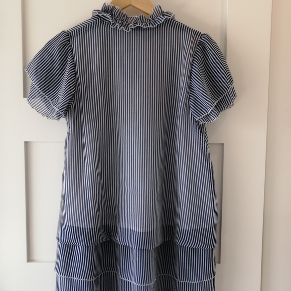 Striped Ruffle Blouse - Picture 2 of 3